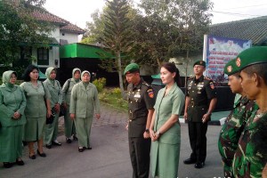 Upacara pelepasan Letkol Inf Dany Rakca Andalasawan, S.A.P