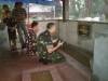 Dandim 0709/Kebumen Letkol Inf Dany Rakca Andalasawan S.A.P berdoa di depan situs Ki Singapatra didampingi oleh Ravie Ananda